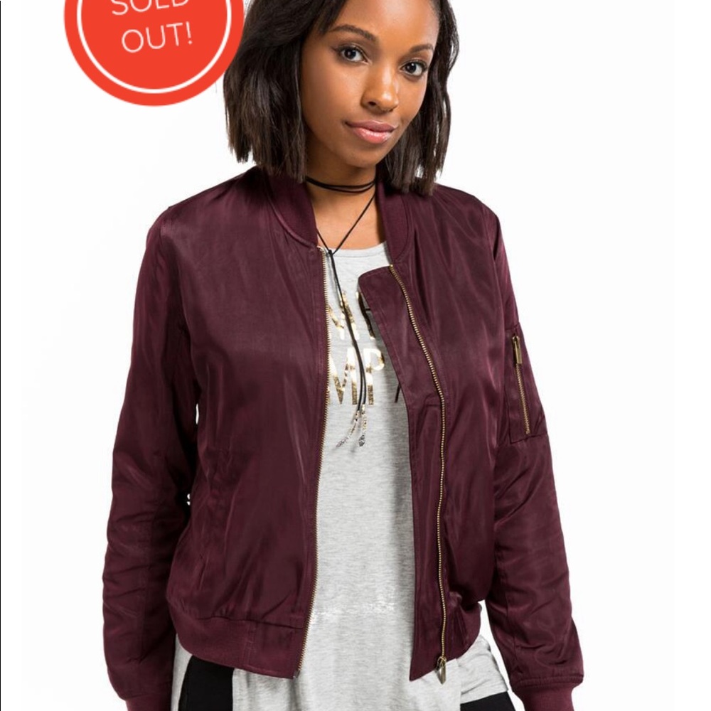 Red bomber jacket - Picture 4 of 4